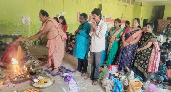 ସିଦ୍ଧିଦାତ୍ରୀ ମା ‘ ସରସ୍ବତୀ ଙ୍କ ପୂଜାର୍ଚନା ମହାସମାରୋହ ରେ ପାଳିତ: ଶତାଧିକ କୁନି ଛୁଆ ଖଡ଼ି ଛୁଇଁଲେ