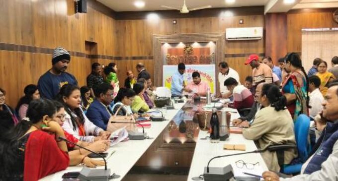 ଜିଲ୍ଲା ସ୍ତରୀୟ ଜନଶୁଣାଣୀ ଶିବିର ଅନୁଷ୍ଠିତ, ଅଭିଯୋଗର ଯଥାଶୀଘ୍ର ସମାଧାନ କରିବାକୁ ନିର୍ଦ୍ଦେଶ -ଜିଲ୍ଲାପାଳ