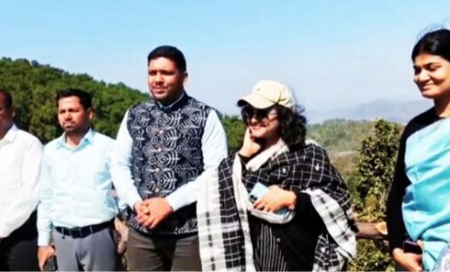 ଦାରିଙ୍ଗବାଡିରେ ମୁଖ୍ୟ ଶାସନ ସଚିବ ଅନୁ ଗର୍ଗ : ଇକୋ ରିଟ୍ରିଟ ସହ ହିଲଭିୟୁ ପାର୍କ ବୁଲି ଦେଖିଲେ