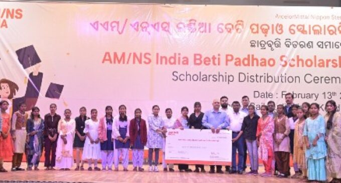 AM/NS India awards Beti Padhao Scholarships to 97 girl students from Kendujhar