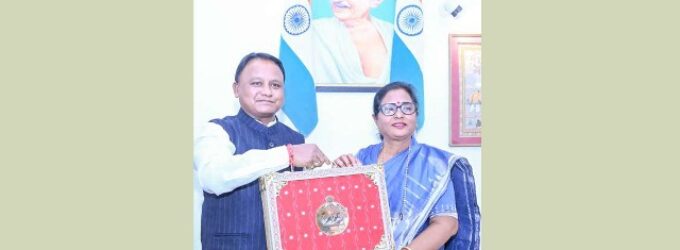 Odisha CM announces Rs 1 lakh incentive for girls from weaker sections pursuing graduation