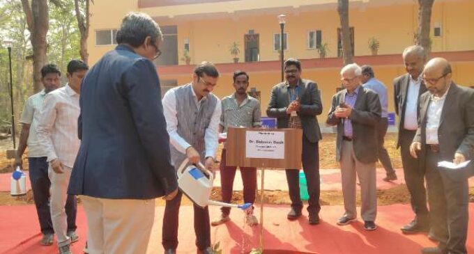 Secretary, Ministry of Earth Sciences Visits CSIR-IMMT