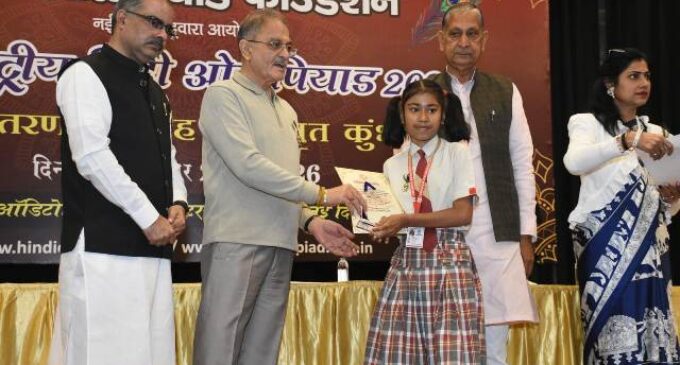 Ladakh Lt Governor honours Odisha student for International Hindi Olympiad achievement