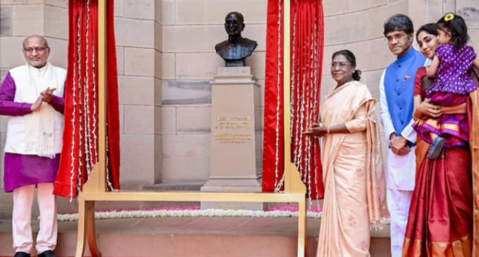Lutyens bust out, Rajaji in at Rashtrapati Bhavan; architect’s descendant reacts