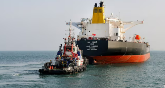 7 China-bound Russian oil tankers make U-turn, head to India