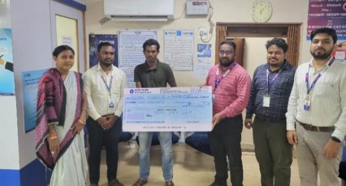 ଦୁଇ ପରିବାରକୁ ପ୍ରଧାନମନ୍ତ୍ରୀ ଜୀବନ ଜ୍ୟୋତି ବୀମା ରାଶି ପ୍ରଧାନ