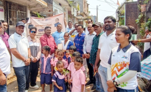 ଗଜପତି ଜିଲ୍ଲାରେ ପ୍ରବେଶ ଉତ୍ସବ’ ଓ ‘ଖଡ଼ିଛୁଆଁ’ ପାଇଁ ବ୍ୟାପକ ସଚେତନତା: ଅଭିଭାବକଙ୍କୁ ନିମନ୍ତ୍ରଣ କଲେ ଜିଲ୍ଲା ଶିକ୍ଷା ଓ ପ୍ରଶାସନିକ ଅଧିକାରୀ