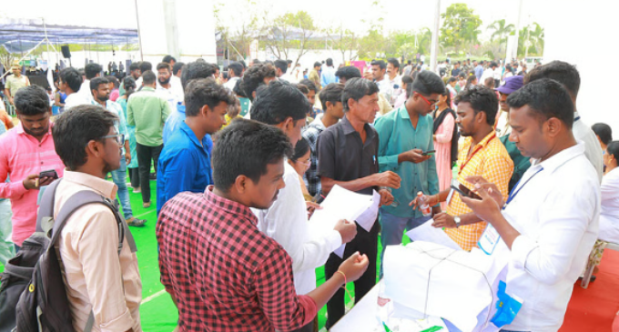 40% of young graduates in India unemployed as jobs fail to keep pace