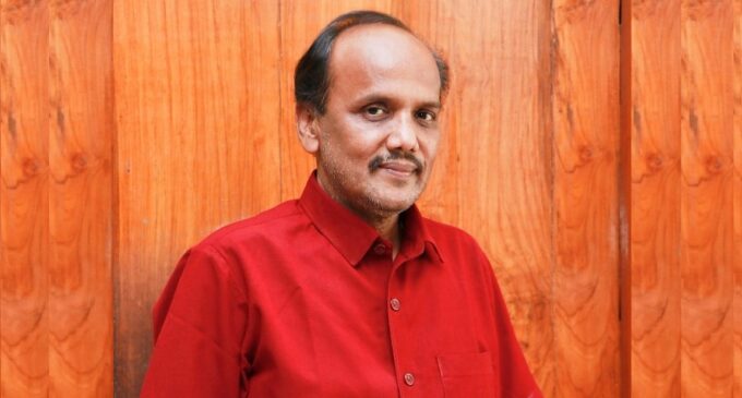 Naveen expels senior leader Pravat Biswal from BJD on anti-party charge