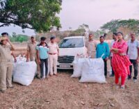ବଲାସିଙ୍ଗା ଆଇଆରବି ଛକ ନିକଟରୁ ଇନୋଭା କାର ସହ ୩୪୨ କେଜି ଗଞ୍ଜେଇ ଜବତ କଲା ପୋଲିସ