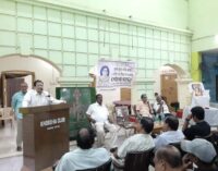 ପୂର୍ବତନ ଦୁର୍ଗପତି ସ୍ବର୍ଗତ ଅରବିନ୍ଦ ମିତ୍ରଙ୍କୁ ଖୋରାଧା କ୍ଳବ ପକ୍ଷରୁ ଶ୍ରଦ୍ଧାଞ୍ଜଳି ଅର୍ପଣ