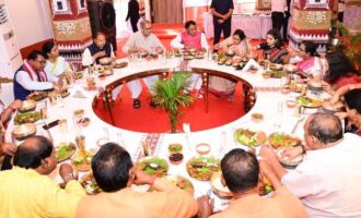 ପଖାଳ କେବଳ ଆହାର ନୁହେଁ, ବରଂ ଓଡ଼ିଶାର ସଂସ୍କୃତି ଓ ପରମ୍ପରାର ଏକ ଅବିଚ୍ଛେଦ୍ୟ ଅଙ୍ଗ