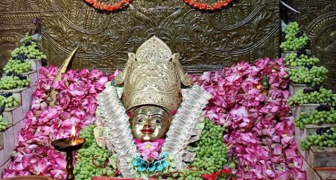 ଚତୁର୍ଥ ପାଳି ଚୈତ୍ର ମଙ୍ଗଳବାର ଯାତ୍ରା : ପଦ୍ମଫୁଲ ବେଶରେ ଦର୍ଶନ ଦେଲେ ମା ପାଟଖଣ୍ଡା