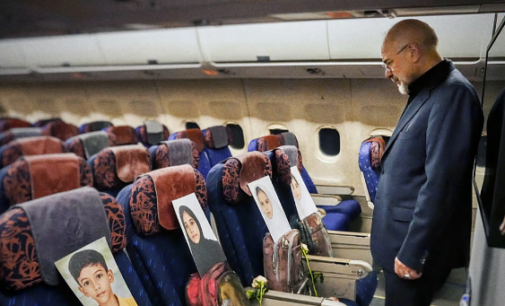 Iranian delegation flight to Islamabad pays tribute to victims of Minab school strike