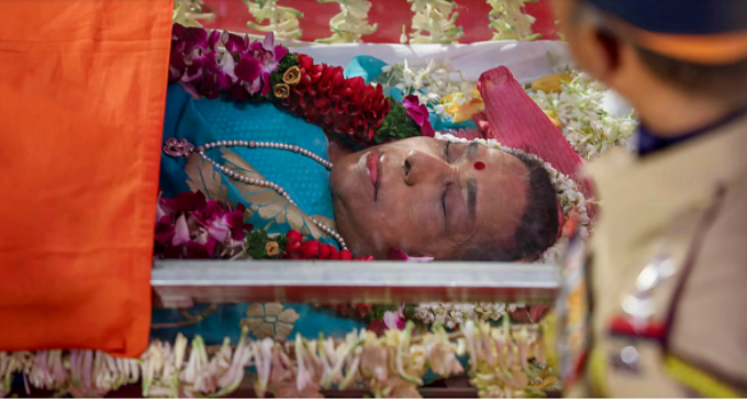 ‘India bids farewell’: Legendary singer Asha Bhosle cremated with full state honours in Mumbai