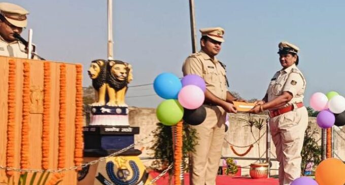 ବଲାସିଙ୍ଗା ରିଜର୍ଭ ପୋଲିସ ଲାଇନ ପ୍ୟାରେଡ ପଡିଆଠାରେ ଓଡ଼ିଶା ପୋଲିସ ପ୍ରତିଷ୍ଠା ଦିବସ ପାଳିତ