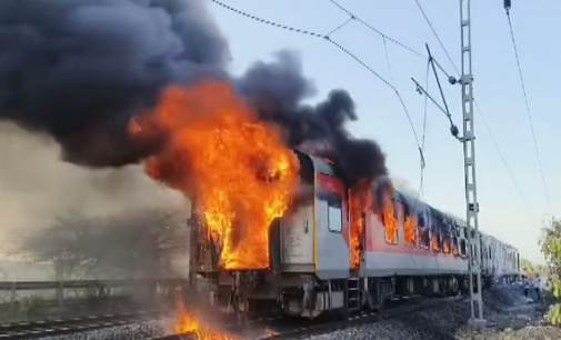 Fire breaks out on Rajdhani Express in MP’s Ratlam, all passengers rescued