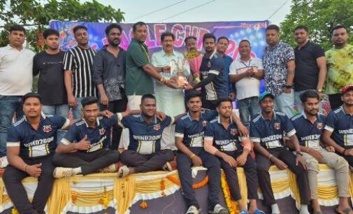 ଇଗଲ କପ୍ କ୍ରିକେଟ: ଉଇଣ୍ଡ -୨୦୦୦ କଟକ ଚମ୍ପିୟାନ