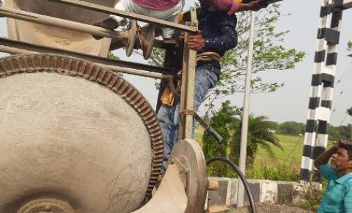 ଖୋର୍ଦ୍ଧାରୋଡ଼ ରେଳମଣ୍ଡଳ ସୁରକ୍ଷିତ ଏବଂ ଦାୟିତ୍ୱପୂର୍ଣ୍ଣ ଆଚରଣ ପାଇଁ ରେଳବାଇ ଲେଭଲ କ୍ରସିଂ ସଚେତନତା ପାଇଁ ଅନୁରୋଧ