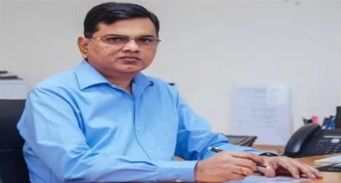 ତେଲର ଅଭାବ ନୁହେଁ ପରିଚାଳନାର ଅଭାବ, ଭୟଭୀତ ହୋଇ ତେଲ ନ କିଣିବାକୁ ସଚିବଙ୍କ ପରାମର୍ଶ