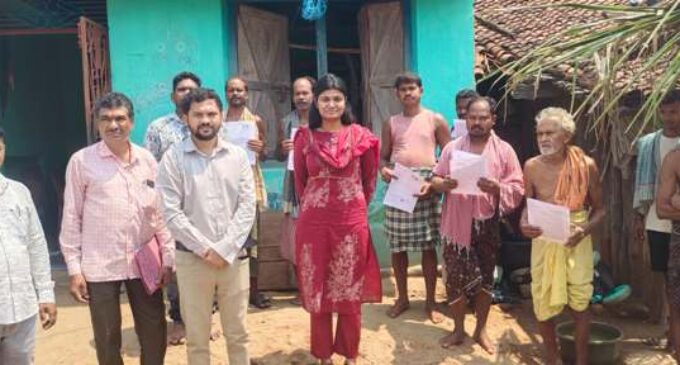 ଏସଆଇଆର-୨୦୨୬ ସଚେତନତା ଅଭିଯାନ: ଗାଁ ଗାଁ ବୁଲି ଜନସାଧାରଣଙ୍କୁ ସଚେତନ କଲେ ଉପଜିଲ୍ଲାପାଳ