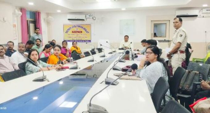 ଖୋରଧା ଜିଲ୍ଲା ସ୍ତରୀୟ ପେନସନ ଅଦାଲତ ଅନୁଷ୍ଠିତ;୧୫ ଦିନରେ ସ୍ଥଗିତ ପେନସନ କେଶକୁ ସମାଧାନ କରିବାକୁ ନିର୍ଦ୍ଦେଶ ଦେଲେ ଅତିରିକ୍ତ ଜିଲ୍ଲାପାଳ