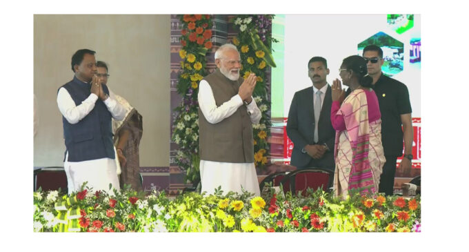 PM Modi joins President Murmu’s birthday celebrations in native Odisha village; announces Pahadpur as Solar Village