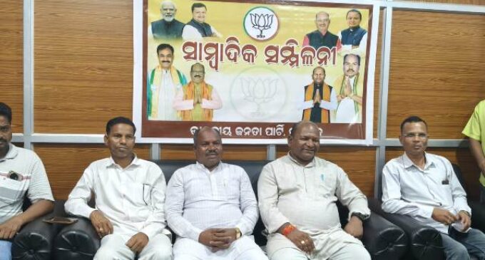ଫୁଲବାଣୀ ମେଡିକାଲ କଲେଜ ସ୍ୱାମୀ ଲକ୍ଷ୍ମଣାନନ୍ଦ ସରସ୍ୱତୀଙ୍କ ନାମରେ ନାମିତ ଘୋଷଣା : ଜଳେଶପଟ୍ଟା ଛାତ୍ରୀ ନିବାସ ବିକାଶ ପାଇଁ ଅର୍ଥ ପ୍ରଦାନକୁ ବିଜେପିର ସ୍ଵାଗତ, ମୁଖ୍ୟମନ୍ତ୍ରୀଙ୍କୁ ଶୁଭେଚ୍ଛା