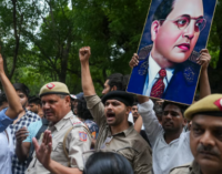 ‘Chalo Sansad’ march begins; cops use lathis to disperse crowd