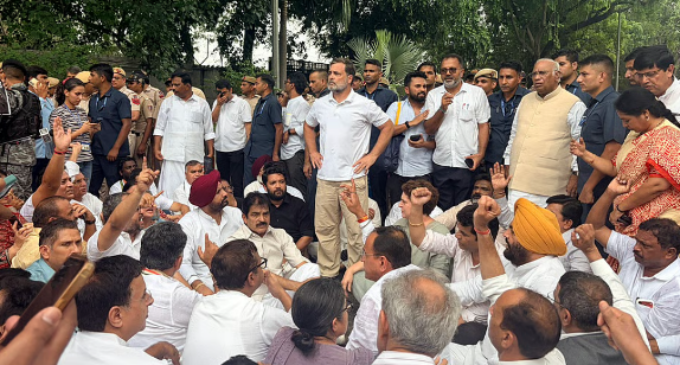 Delhi protest crackdown: Rahul Gandhi refuses to end protest outside PM’s house, talks with Centre inconclusive