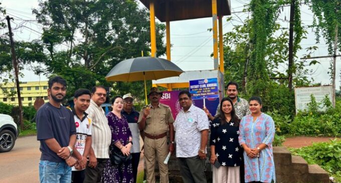 କର୍ତ୍ତବ୍ୟରତ ଟ୍ରାଫିକ ପୁଲିସ କର୍ମଚାରୀଙ୍କୁ ରୋଟାରୀ କ୍ଳବ ପକ୍ଷରୁ ଛତା ବଣ୍ଟନ