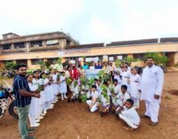 ବେଗୁନିଆ ଶିଶୁ ବିଦ୍ୟାମନ୍ଦିର ରେ ୧୫୦ରୁ ଅଧିକ ଚାରା ରୋପଣ; ‘ବୃକ୍ଷ ହିଁ ଜୀବନ’ ବାର୍ତ୍ତା ସହ ପରିବେଶ ସଚେତନତା ଅଭିଯାନ