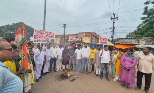 ଆନ୍ଦୋଳନକାରୀ ଛାତ୍ର ଓ ଛାତ୍ରୀଙ୍କ ଉପରେ ଦମନଲୀଳା ଓ ରାହୁଲ ଗାନ୍ଧୀ, ପ୍ରିୟଙ୍କା ଗାନ୍ଧୀଙ୍କ ଗରିଫଦାର ପ୍ରତିବାଦାରେ ପ୍ରଧାନମନ୍ତ୍ରୀ ନରେନ୍ଦ୍ର ମୋଦି, ଗୃହମନ୍ତ୍ରୀ ଅମିତ ଶାହା ଓ ଶିକ୍ଷାମନ୍ତ୍ରୀ ଧର୍ମେନ୍ଦ୍ର ପ୍ରଧାନଙ୍କ କୁଶପୁତଳିକା ଦାହ