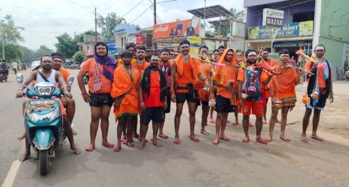 ଶ୍ରାବଣୀ ଯାତ୍ରାରେ ଜଳାଭିଷେକ କରିବା ପାଇଁ ୨୦ ଜଣ କାଉଡିଆଙ୍କ ଦେବଗିରି ଶୈବପୀଠକୁ ପଦଯାତ୍ରା