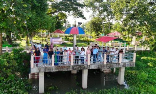 Tiranga & Vande Mataram Kayaking show held at Charan Beel, Morigaon 