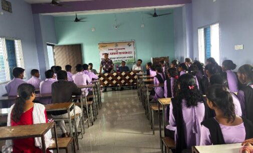 ବୌଦ୍ଧ ଜିଲ୍ଲାର ବିଭିନ୍ନ ଶିକ୍ଷାନୁଷ୍ଠାନରେ ନିର୍ବାଚନୀ ସାକ୍ଷରତା କ୍ଲବ୍ କାର୍ଯ୍ୟକ୍ରମ : ସଚେତନ, ଦାୟିତ୍ୱବାନ ଓ ସକ୍ରିୟ ମତଦାତା ସୃଷ୍ଟି ଲକ୍ଷ୍ୟ