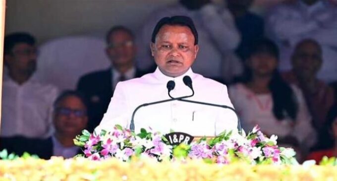 ଗାନ୍ଧୀ ମାର୍ଗରେ ପତ୍ତାକା ଉତ୍ତୋଳନ କଲେ ମୁଖ୍ୟମନ୍ତ୍ରୀ, ରାଜ୍ୟବାସୀଙ୍କୁ ଦେଲେ ବଡ଼ ବାର୍ତ୍ତା