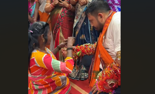 MLA Himanshu Shekhar Sahu Moved to Tears as Differently-Abled Girl Ties Rakhi
