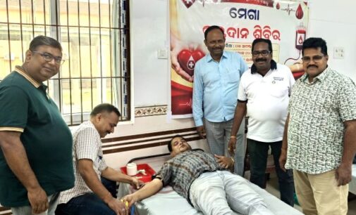 ସାମ୍ବାଦିକ ଭବନରେ ମେଗା ରକ୍ତଦାନ ଶିବିର, ୯୩ ୟୁନିଟ୍ ସଂଗୃହିତ;ଜୀବନ ପାଇଁ ରକ୍ତଦାତାଙ୍କ ଭୂମିକା ଗୁରୁତ୍ୱପୂର୍ଣ୍ଣ ଚଳିତ ବର୍ଷ ଶିବିର ମଧ୍ୟରେ ରେକର୍ଡ଼