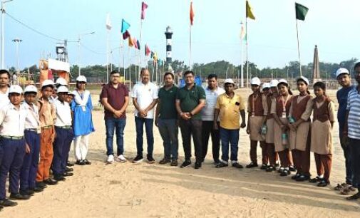 AM/NS Ports Organizes Sea Beach Cleanup Drive in Paradeep