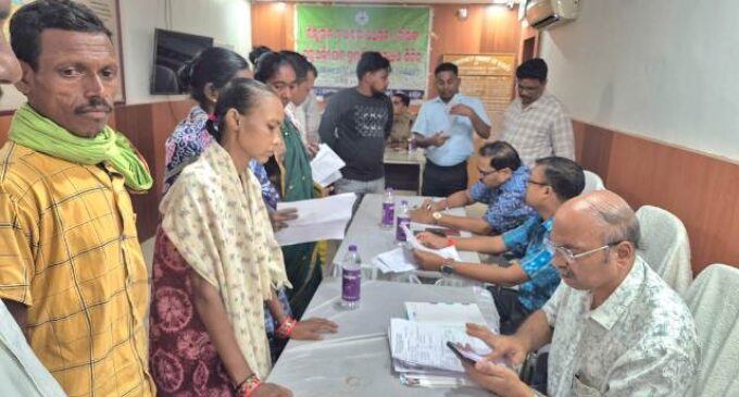 ବୌଦ୍ଧ ହରଭଙ୍ଗା ବ୍ଲକ୍ ରେ ଜିଲ୍ଲାପାଳ ଓ ଜିଲ୍ଲା ଆରକ୍ଷୀ ଅଧିକ୍ଷକଙ୍କ ଯୁଗ୍ମ ଅଭିଯୋଗ ଶୁଣାଣୀ ଶିବିର ଅନୁଷ୍ଠିତ