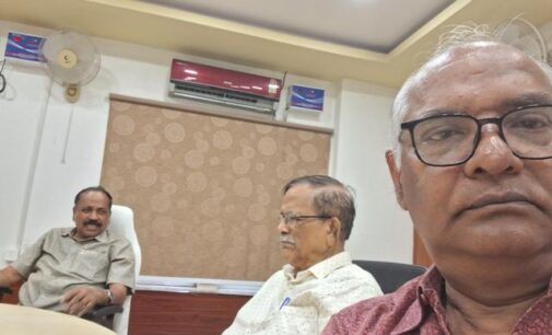 କଟକ ବରିଷ୍ଠ ନାଗରିକ ମହାସଭା କାର୍ଯ୍ୟାଳୟର ସମସ୍ୟା ସମାଧାନ ପାଇଁ ଜିଲ୍ଲାପାଳ ,ମେୟରଙ୍କ ସହ ଆଲୋଚନା