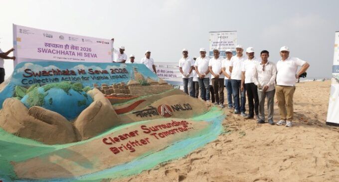 NALCO organises beach cleanliness drive at Puri