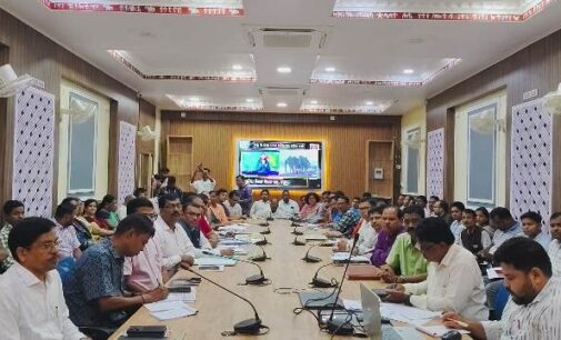 ଶୂନ୍ୟ ମୃତ୍ୟୁହାର ଲକ୍ଷ୍ୟରେ କନ୍ଧମାଳ ପ୍ରଶାସନର ବ୍ୟାପକ ପ୍ରସ୍ତୁତି : ବାତ୍ୟା ମୁକାବିଲା ପାଇଁ ମନ୍ତ୍ରୀଙ୍କ ସମୀକ୍ଷା, ୧୯୮ ଗର୍ଭବତୀ ମହିଳା ମା’ ଗୃହକୁ ସ୍ଥାନାନ୍ତର