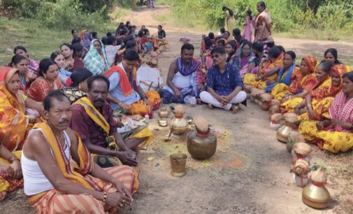 ନୁଆସାହିରେ ମା’ ଦୁର୍ଗାଙ୍କ ଆବାହନ, କଳସ ଶୋଭାଯାତ୍ରାରେ ଆଧ୍ୟାତ୍ମିକ ପରିବେଶ : ମହାଷ୍ଟମୀରୁ ବିଜୟାଦଶମୀ ଯାଏଁ ଜମିବ ପୂଜା ମହୋତ୍ସବ, ନୃତ୍ୟ ଓ ସଙ୍ଗୀତରେ ଝୁମିବେ ଶ୍ରଦ୍ଧାଳୁ