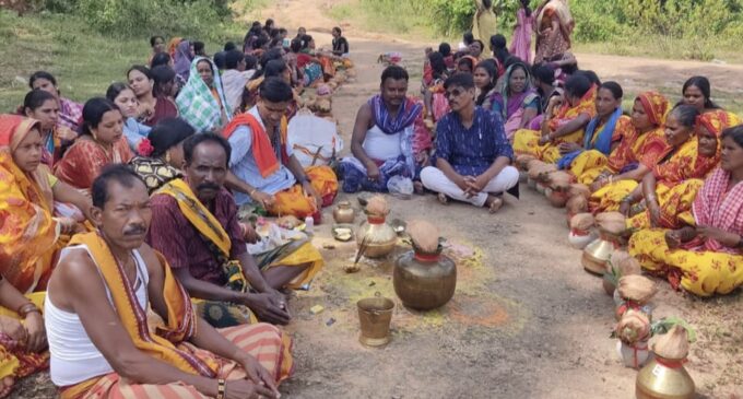 ନୁଆସାହିରେ ମା’ ଦୁର୍ଗାଙ୍କ ଆବାହନ, କଳସ ଶୋଭାଯାତ୍ରାରେ ଆଧ୍ୟାତ୍ମିକ ପରିବେଶ : ମହାଷ୍ଟମୀରୁ ବିଜୟାଦଶମୀ ଯାଏଁ ଜମିବ ପୂଜା ମହୋତ୍ସବ, ନୃତ୍ୟ ଓ ସଙ୍ଗୀତରେ ଝୁମିବେ ଶ୍ରଦ୍ଧାଳୁ
