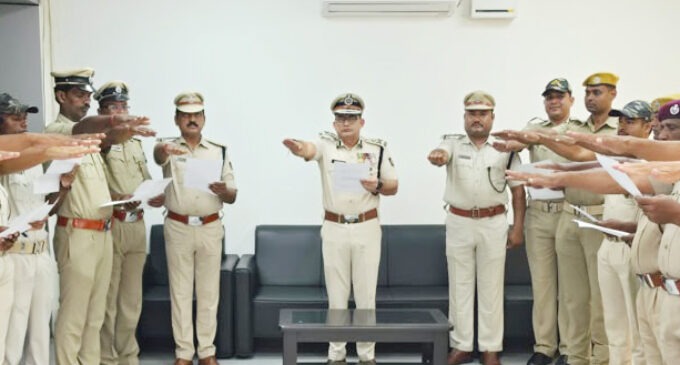 National Unity Day Observed at Central Range Office In Cuttack; IGP Dr Satyajit Nayak Takes Pledge