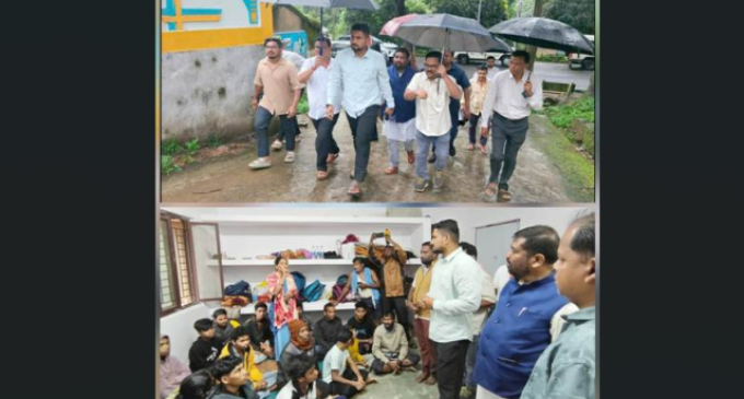 ଗଜପତି : କ୍ରୀଡ଼ା ଓ ଯୁବସେବା ବିଭାଗ ମନ୍ତ୍ରୀ ସୂର୍ଯ୍ୟବଂଶୀ ସୂରଜଙ୍କ ବିଭିନ୍ନ ବାତ୍ୟା ଆଶ୍ରୟସ୍ଥଳୀ ପରିଦର୍ଶନ