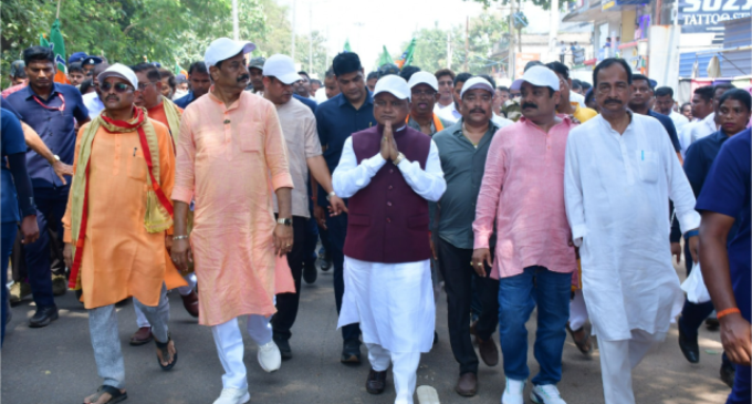 ଖୋରଧା ରେ ସେବା ସଂକଳ୍ପ ପଦଯାତ୍ରା: ତୃଣମୂଳସ୍ତରରେ ଲୋକଙ୍କ ସହ ଯୋଡ଼ି ହେବାକୁ ମୁଖ୍ୟମନ୍ତ୍ରୀଙ୍କ ଆହ୍ୱାନ ; ସେବା ସଂକଳ୍ପ ଜ୍ୟୋତି ଛକ ଉଦ୍‌ଘାଟିତ
